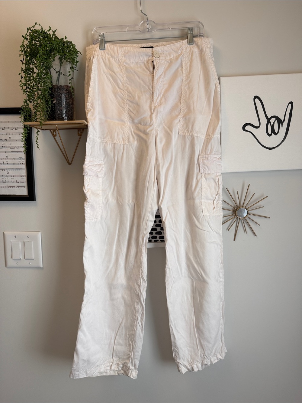Sanctuary Off-White Cargo Jogger Pants